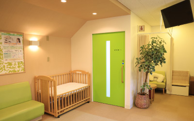 おむつ替え・授乳スペース